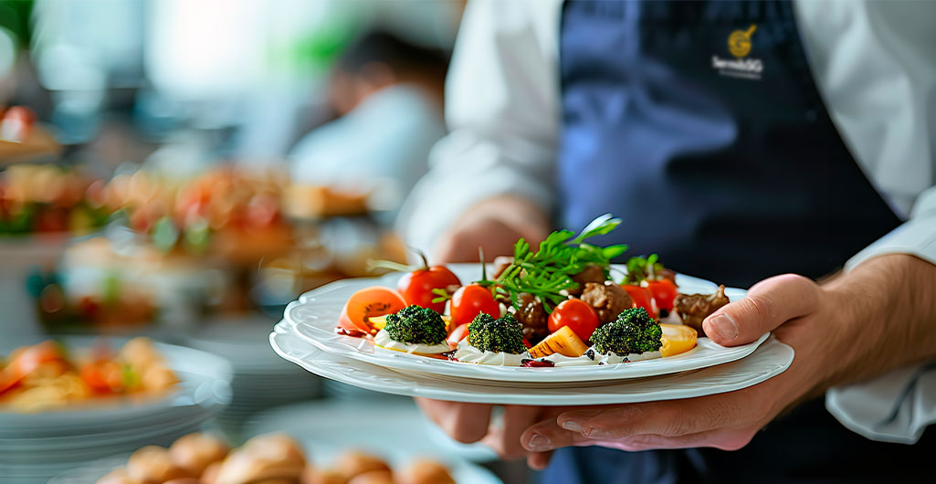 The role of the catering service in the corporate culture: power and work motivation